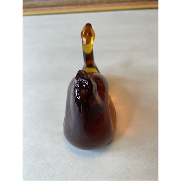 Vintage Pilgrim Hand Blown Glass Amber Swan Bird Colored Art Amber Paper Weight - Picture 10 of 15